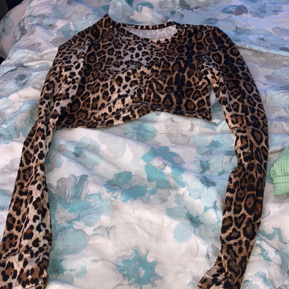 Leopard outfit π€π - Picture 3 of 4